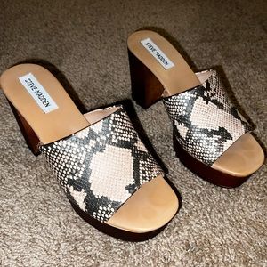 Steve Madden Snake Skin Wooden Heel